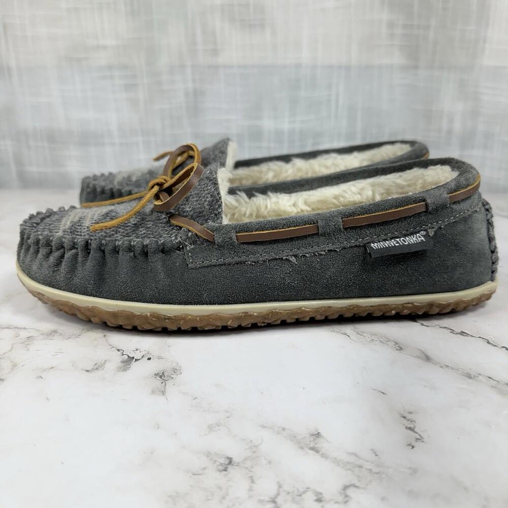 Minnetonka Tilia Moccasin Slippers Gray Suede Cozy Cottagecore Slip On Sz8 EUC - Picture 3 of 9